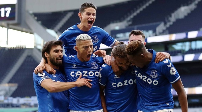 Everton đang được kỳ vọng là sẽ cải thiện được thành tích đứng thứ 14 tại giải đấu Premier League