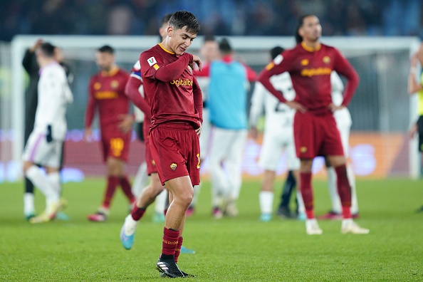 Roma có một trận đấu thảm họa trước đối thủ yếu hơn