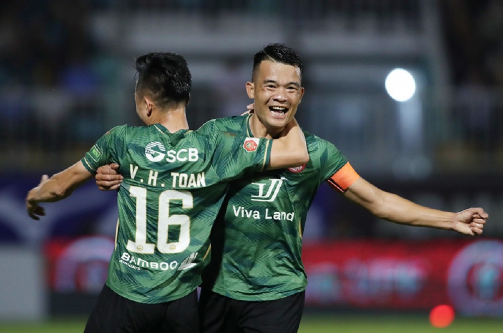 Hồ Chí Minh đang có phong độ không tốt